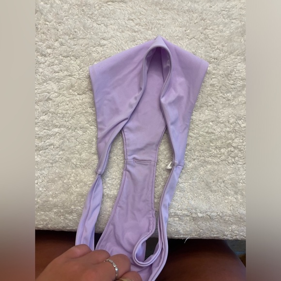 Lilly’s One Shoulder High Cut Bikini - Picture 5 of 7